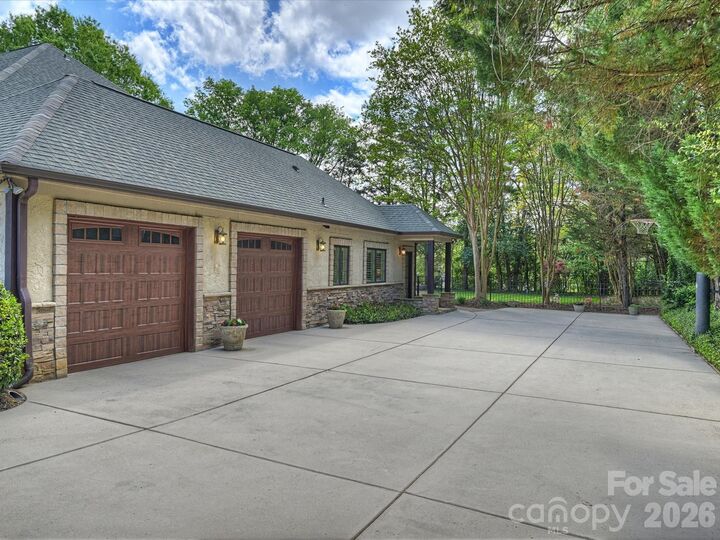 Property Photo:  4330 Carmel Valley Road  NC 28226 