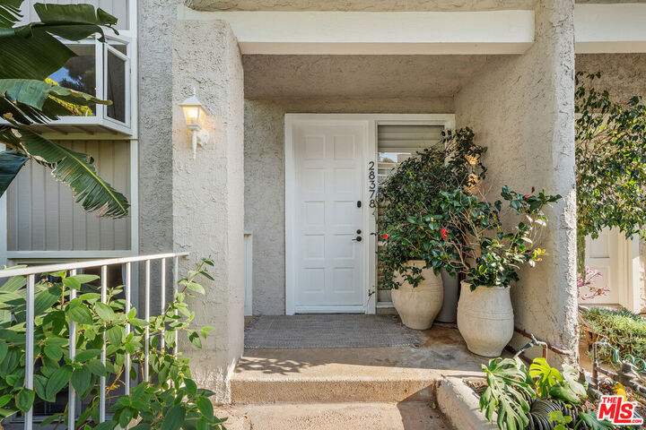 Property Photo:  28378 Rey De Copas Ln  CA 90265 