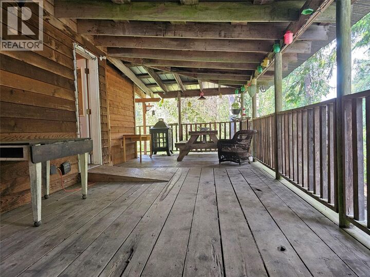 Property Photo: 7467 St Thomas Road BC V0G 2J0