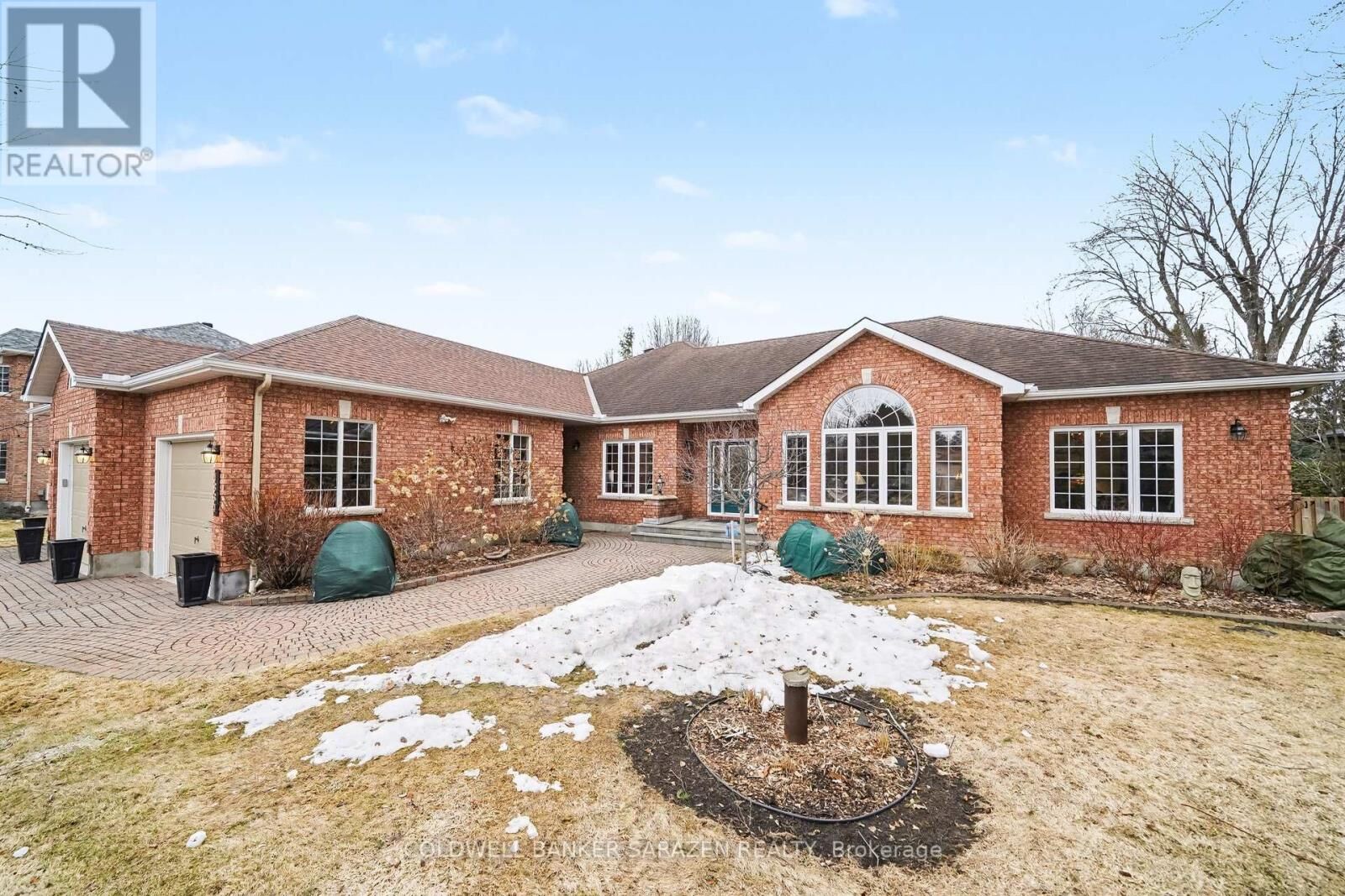 Property Photo: 1334 Scharfgate Drive ON K4M 1C3