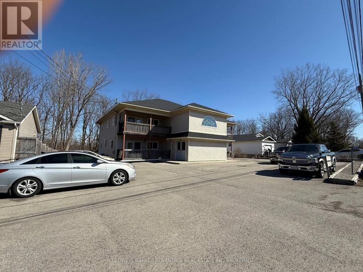 Property Photo: 3926 Farr Avenue ON L0S 1N0