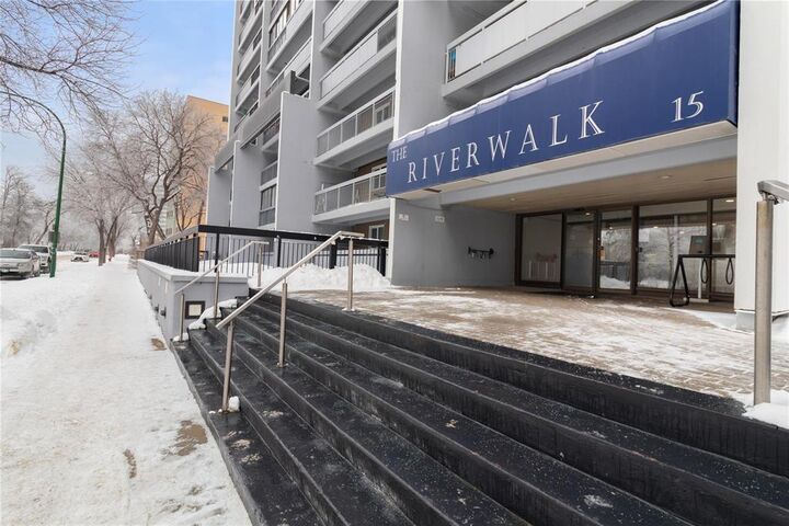 Property Photo: 15 Kennedy Street MB R3C 3X5