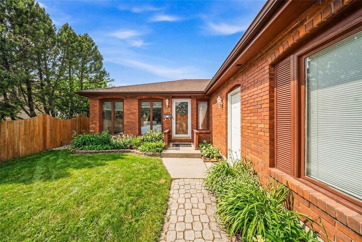 Property Photo: 115 Uxbridge Road North MB R2G 3E9