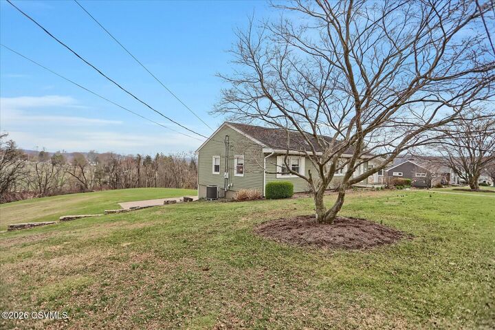 Property Photo:  192 Leed Street  PA 17857 