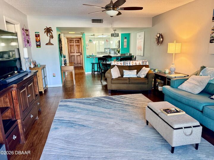 Property Photo: 2626 S Atlantic Avenue 208 FL 32118