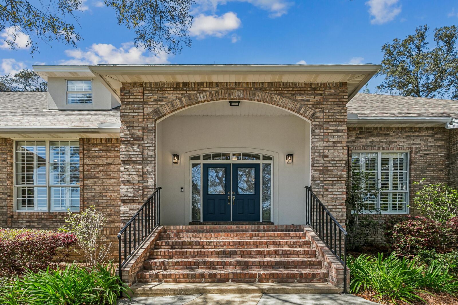 Property Photo:  1029 Lake Way Drive  FL 32578 