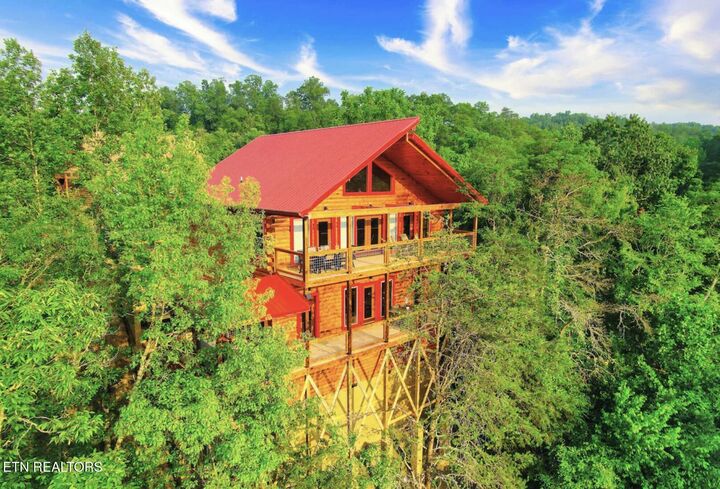 Property Photo:  1908 Eagle Court  TN 37876 