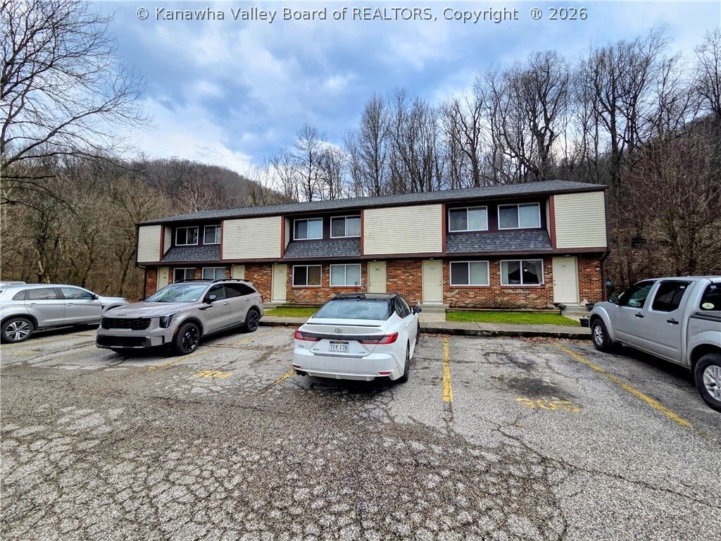 Property Photo:  437 Crown Hill Drive  WV 25067 