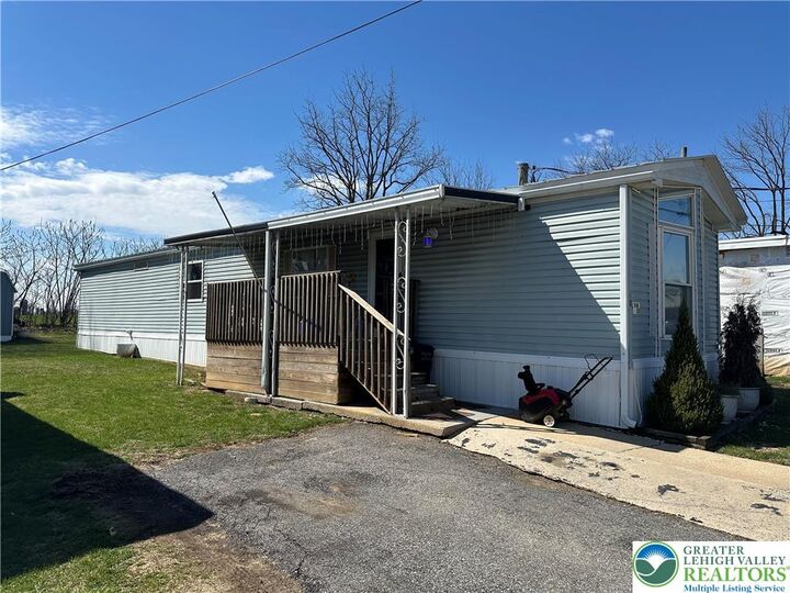 Property Photo:  10 Roth Avenue  PA 19539 