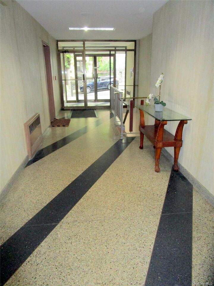 Property Photo: 680 N Terrace Avenue 2D NY 10552