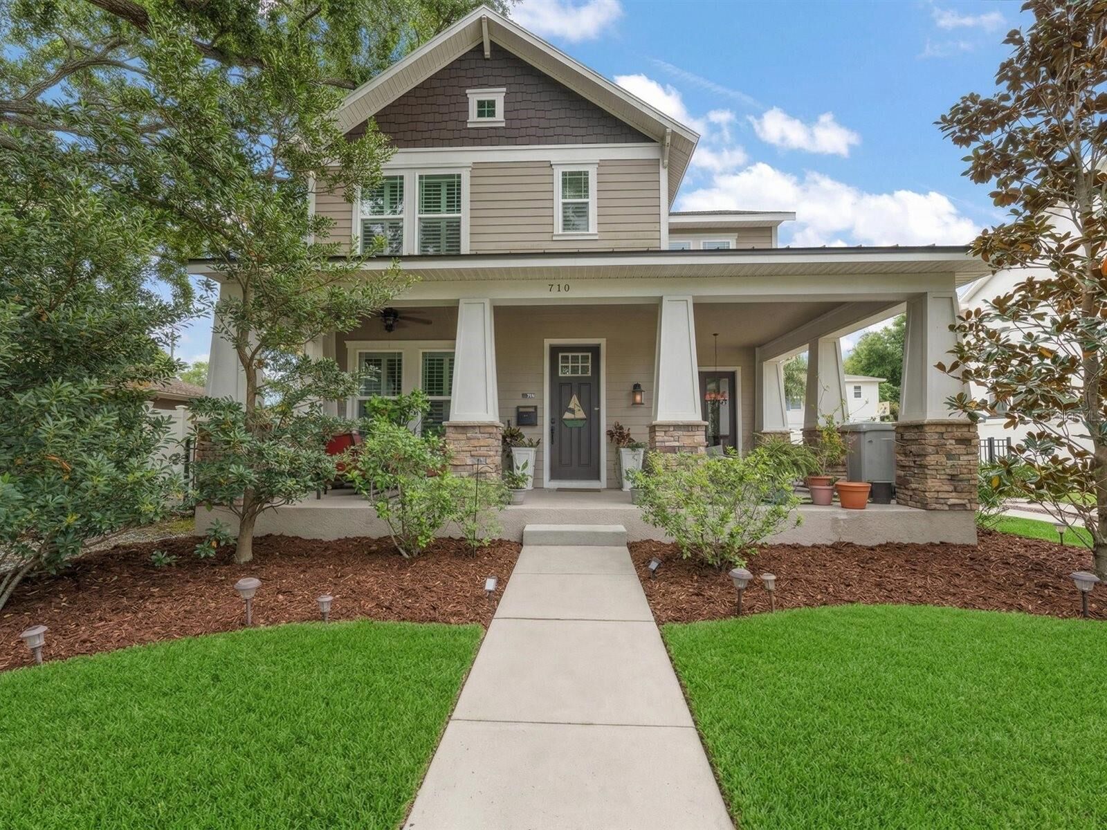 Property Photo: 710 36th Avenue N FL 33704