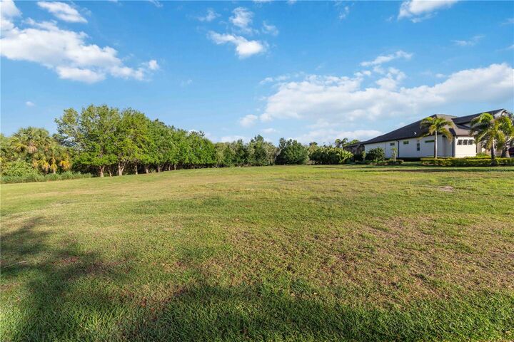 Property Photo: 3433 Founders Club Drive FL 34240