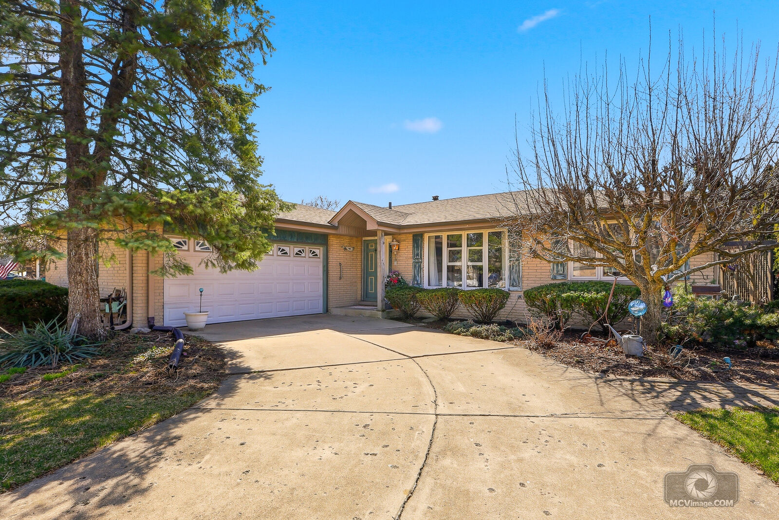 Property Photo:  15150 Teebrook Drive  IL 60462 