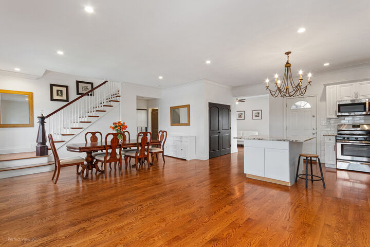 Property Photo:  5139 S Leamington Avenue  IL 60638 