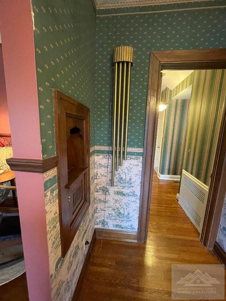 Property Photo:  825 Albemarle St  WV 24701 