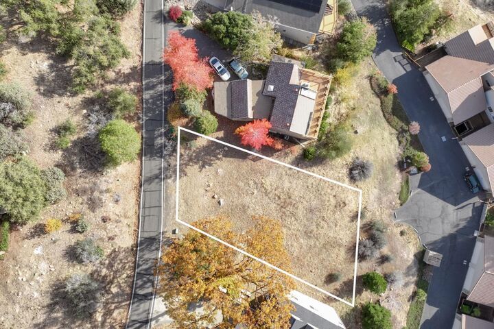 Property Photo:  838 Laurel Lane  CA 95247 