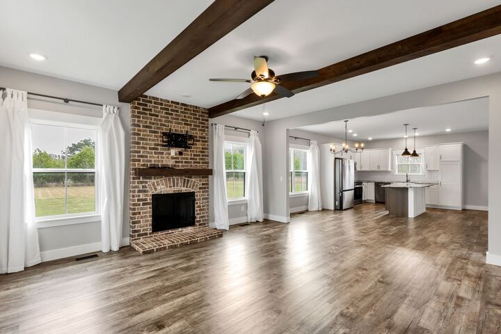 Property Photo: 210 Deer Creek Ln TN 37388