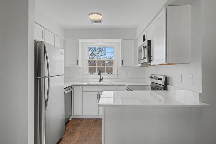 Property Photo:  2135 Acklen Ave 6  TN 37212 