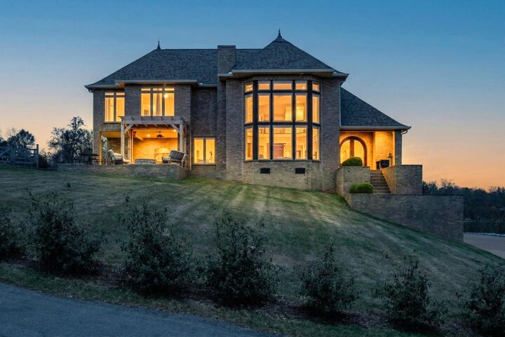 Property Photo:  501 River Trace Dr  TN 37058 