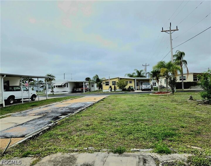 Property Photo:  593 Daisy Drive  FL 33917 