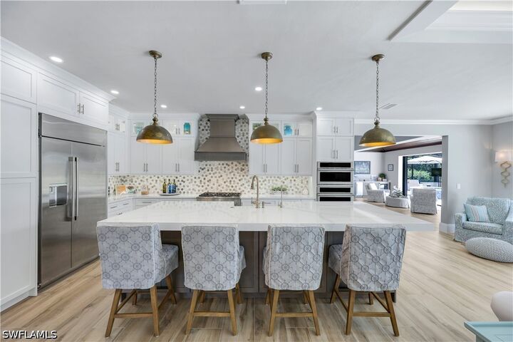Property Photo:  4701 Oak Leaf Drive  FL 34119 