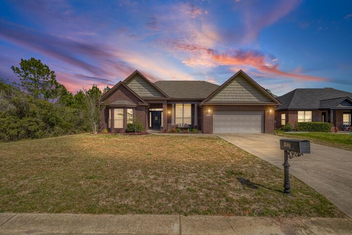 Property Photo:  3504 Topaz Circle  FL 32566 