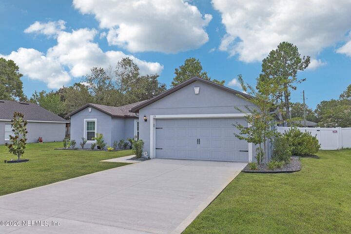 Property Photo:  13 Burton Place  FL 32137 