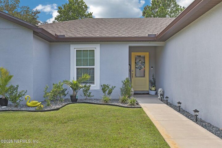 Property Photo:  13 Burton Place  FL 32137 