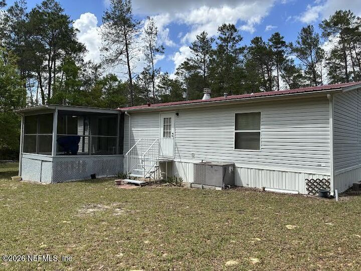 Property Photo:  109 Greenwood Road  FL 32140 