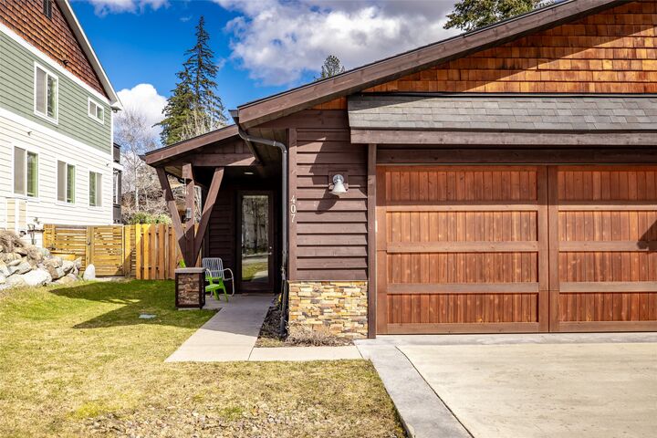 Property Photo: 407 Colorado Avenue MT 59937
