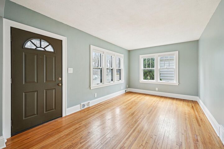 Property Photo: 2904 Webster Avenue S MN 55416