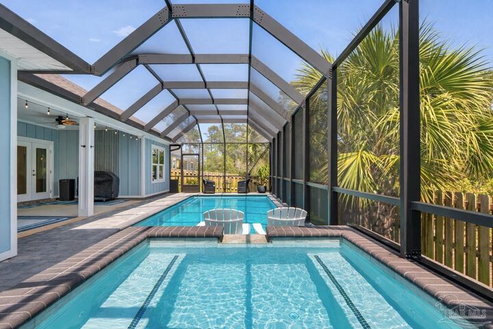 Property Photo:  1500 Ballyhoo Dr  FL 32563 