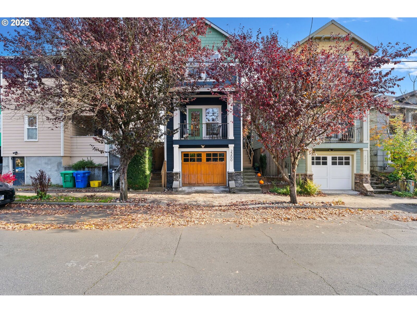 Property Photo:  2200 SE 48th Ave  OR 97215 