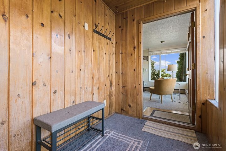 Property Photo:  7818  Stroud Avenue N  WA 98103 