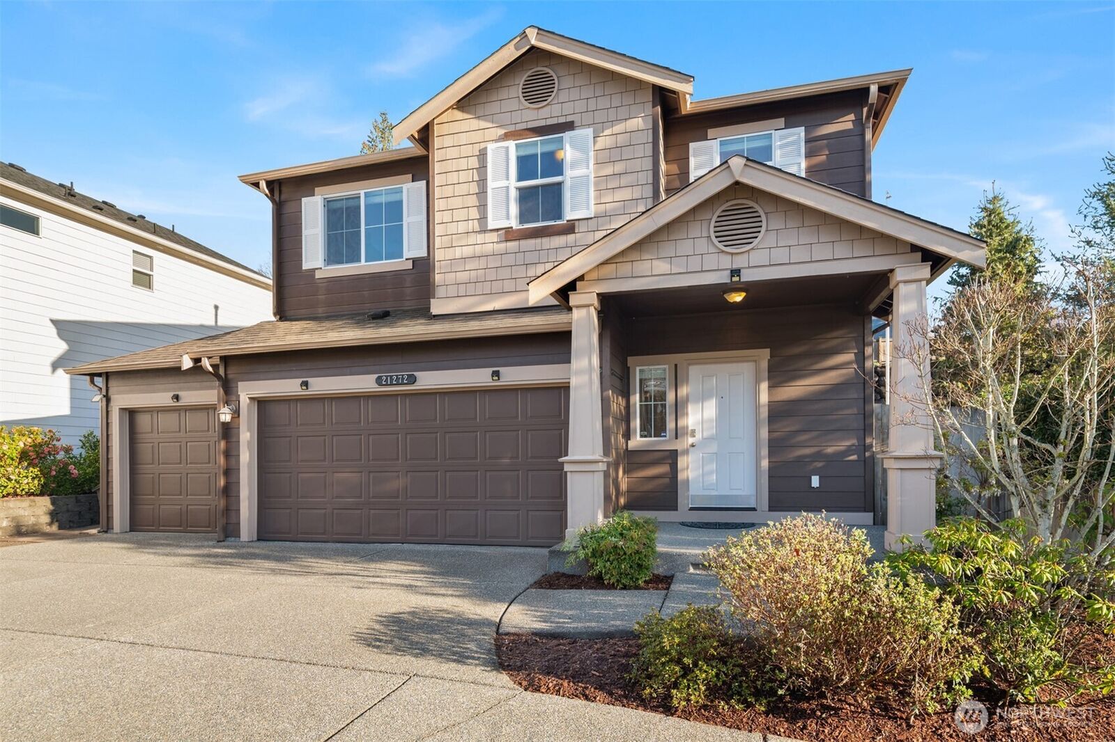 Property Photo: 21272 SE 275th Court WA 98038