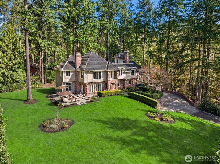 Property Photo:  17413  155th Place NE  WA 98072 