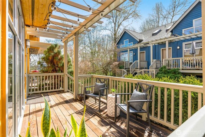 Property Photo: 2815 24th Avenue S WA 98144