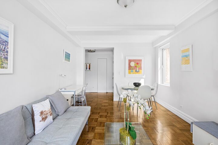 Property Photo:  120 E 79th Street 12E  NY 10075 