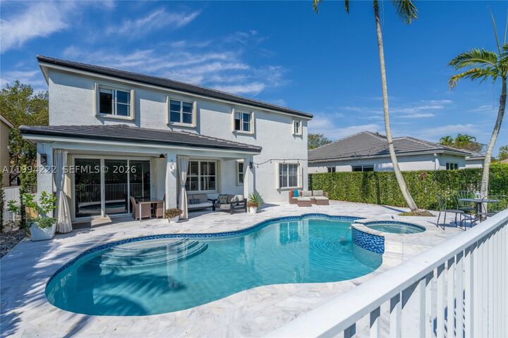 Property Photo:  910 Sunflower Cir  FL 33327 