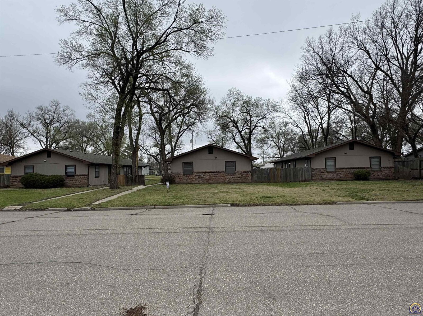 Property Photo: 1205-1207 Yuma St KS 66502