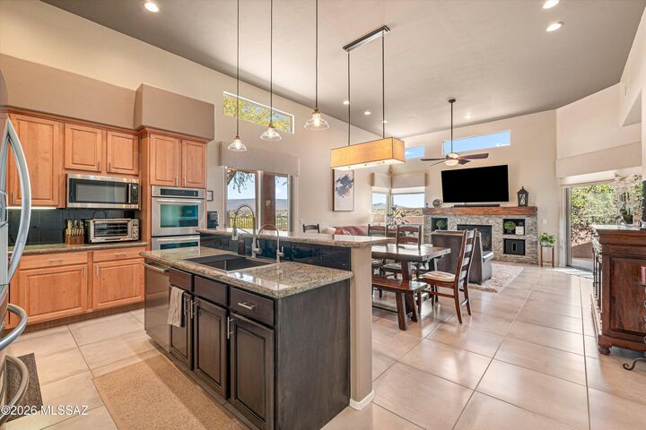 Property Photo:  5131 S Hannah Heather Place  AZ 85747 