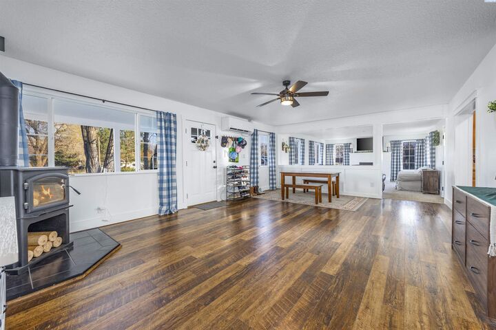 Property Photo:  59202 N River Road  WA 99320 