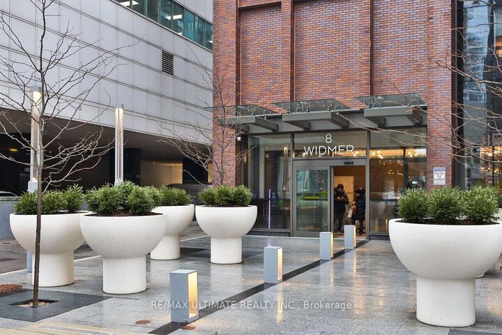 Property Photo: 8 Widmer Street 515 ON M5V 2E7