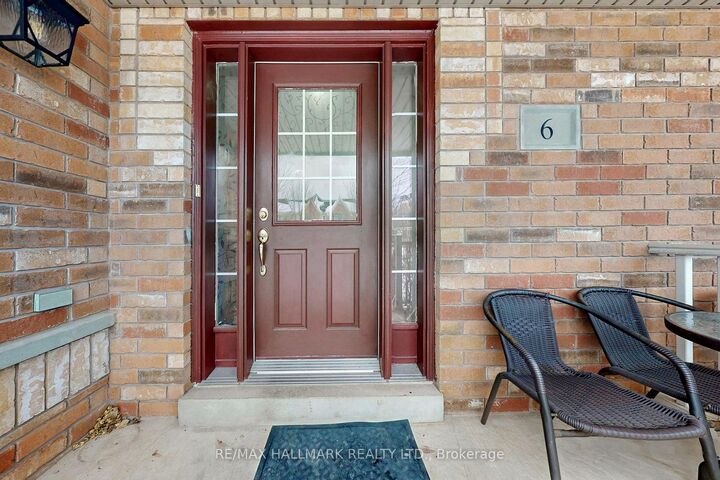 Property Photo: 6 Blytheway Gate ON L1T 0J5