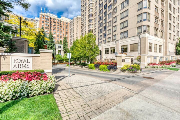 Property Photo: 5418 Yonge Street 1805 ON M2N 6X4