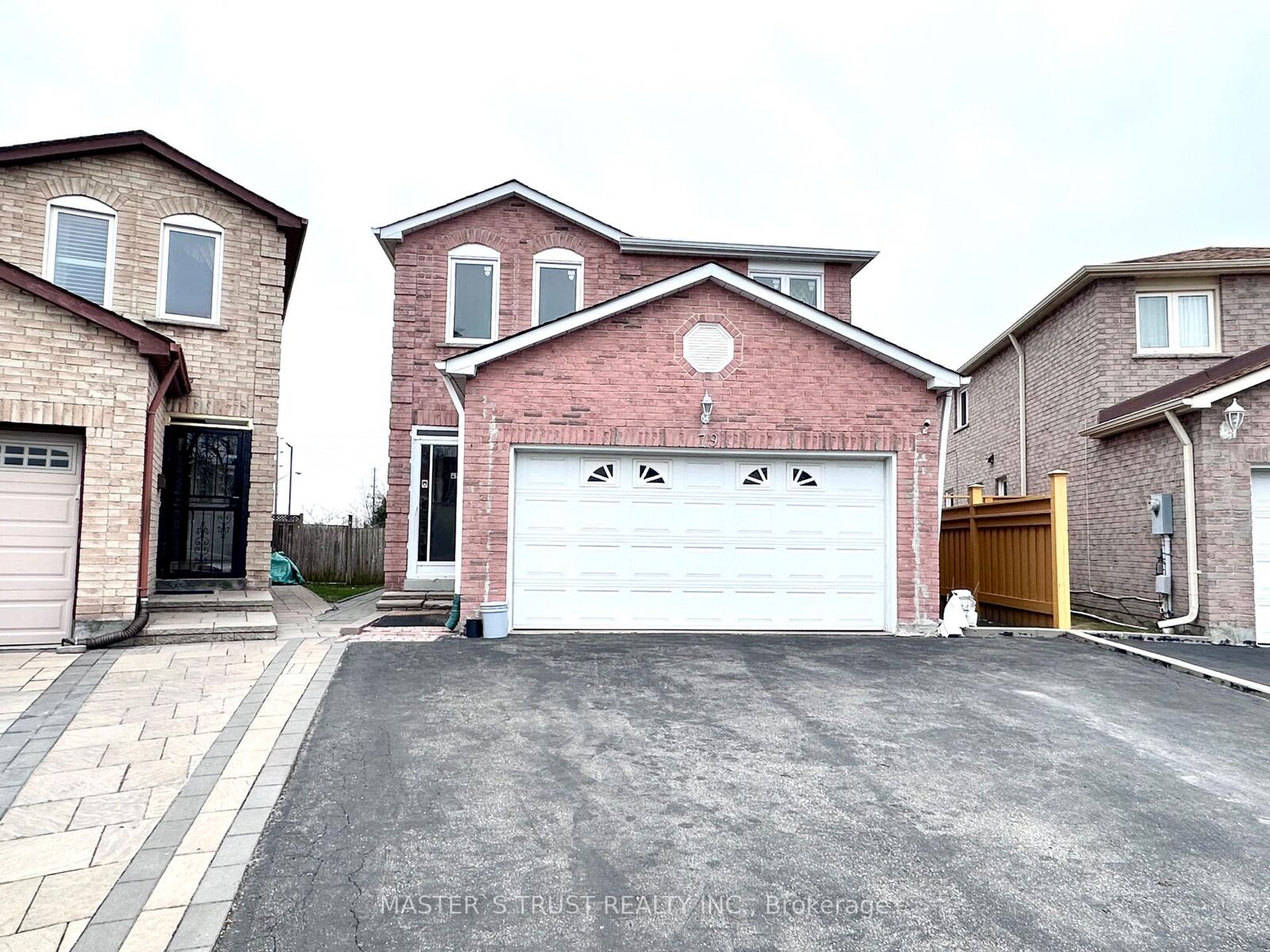 Property Photo: 79 Norn Crescent ON L3S 2A2