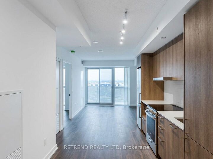 Property Photo: 195 Commerce Street 1709 ON L4K 0P9