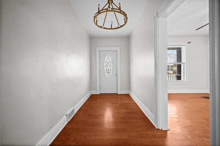 Property Photo:  319 Glenn Ave  PA 15106 