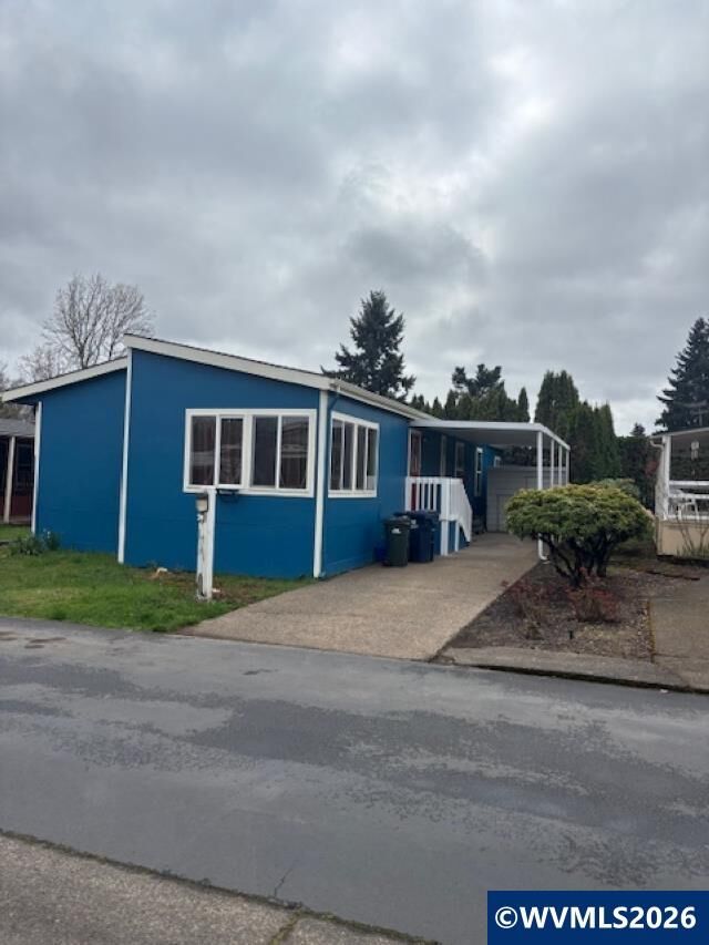 Property Photo:  1400 Candlelight #174 Dr 174  OR 97402 