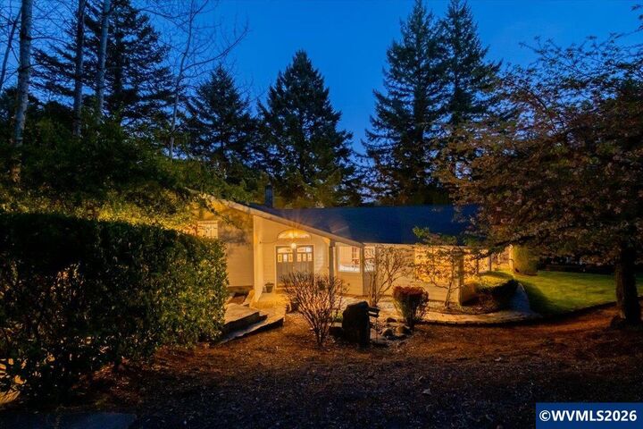 Property Photo:  7955 NW Hope Dr  OR 97330 